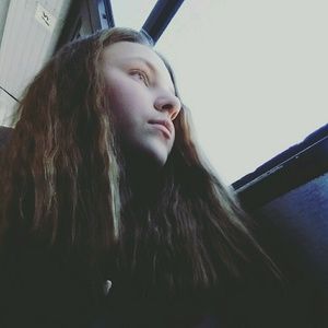 Meet your Posher, Elexis